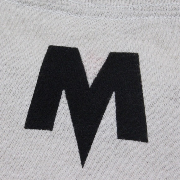 ‘Vacancy’ Tee - Picture 4 of 4